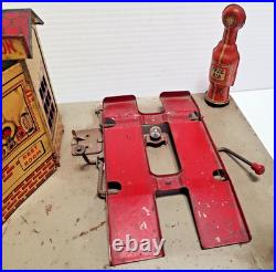 VINTAGE MARX SUNNY SIDE SERVICE STATION WithDUMP TRUCK