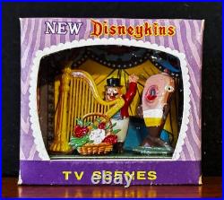 VINTAGE Marx 2nd Series DISNEYKINS TV Scene Willie Whale Box is Ex