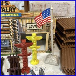 VTG 1950's Marx Fort Apache Stockade Series 5000 #3675 Play Set + Extras