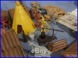 VTG 1956 MARX RIN TIN TIN FORT APACHE PLAYSET Never Used still was in paper bags