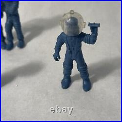 VTG 5 Tom Corbett Space Academy Figures Blue Spacemen with Original Helmets