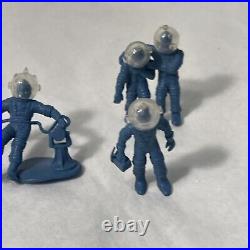 VTG 5 Tom Corbett Space Academy Figures Blue Spacemen with Original Helmets