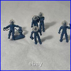 VTG 5 Tom Corbett Space Academy Figures Blue Spacemen with Original Helmets