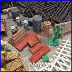 VTG 50'S Marx BAR-M-RANCH Tin Litho Log Cabin LAZY DAY FARM Set 99+ Accessories