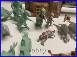 VTG Marx Figures Prehistoric Play Set Dinosaurs Cavemen 1971 AS Shown Parts