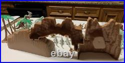 VTG Marx Figures Prehistoric Play Set Dinosaurs Cavemen 1971 AS Shown Parts