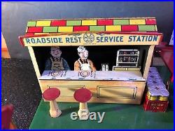 Vintage 1930-40 Marx Roadside Rest Service Station