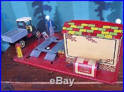 Vintage 1930s Marx Toy Car B/O Roadside Rest Service Gas Station EX