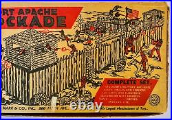 Vintage 1950's Marx Fort Apache Play set
