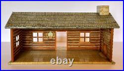 Vintage 1950's Marx Fort Apache Play set