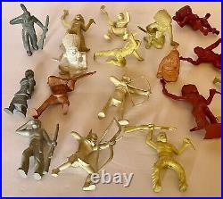 Vintage 1950's Marx Fort Apache Play set