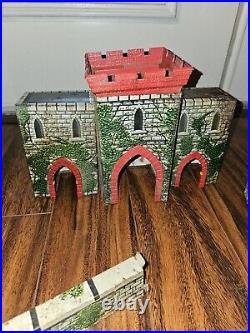 Vintage 1950's Marx Prince Valiant Castle With 5 Figures-Very Good