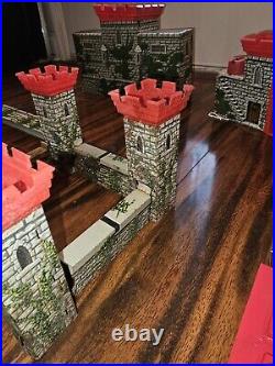 Vintage 1950's Marx Prince Valiant Castle With 5 Figures-Very Good