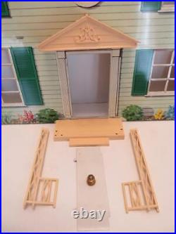 Vintage 1950s/1960s Marx Dollhouse Playset Breezeway with Porch Light & Furniture