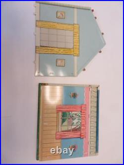 Vintage 1950s/1960s Marx Dollhouse Playset Breezeway with Porch Light & Furniture