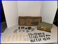 Vintage 1950s LOUIS MARX US ARMY TRAINING CENTER TOY SET WithORIGINAL BOX