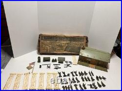 Vintage 1950s LOUIS MARX US ARMY TRAINING CENTER TOY SET WithORIGINAL BOX