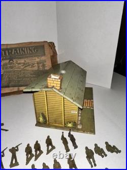 Vintage 1950s LOUIS MARX US ARMY TRAINING CENTER TOY SET WithORIGINAL BOX