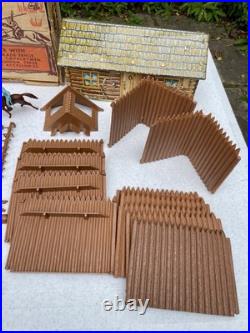 Vintage 1950s Marx Fort Apache Stockade 2000 Box Tin Cabin Lt. Masters Rusty