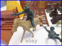 Vintage 1950s Marx Playset Rin Tin Tin Fort Apache 60mm Figures #3658