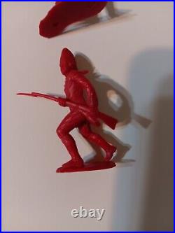 Vintage 1950s Marx Revolutionary War Playset British Redcoat Plastic Figures