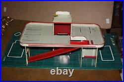 Vintage 1950s Marx Tin Litho Service Center SKY VIEW PARKING withElevator & Ramp