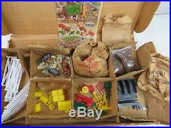 Vintage 1951 MARX Modern Farm Set almost complete Original Box & Paper Packaging