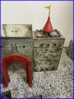 Vintage 1956 MARX Robin Hood Castle Set in Box with Figures and Acessories