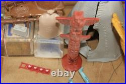 Vintage 1956 Marx Rin Tin Tin Fort Apache Series 1000 Western Play Set & Box