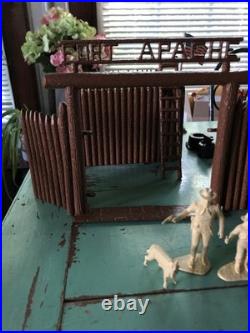 Vintage 1956 Marx Toys Rin Tin Tin Fort Apache Playset with Box. WOW