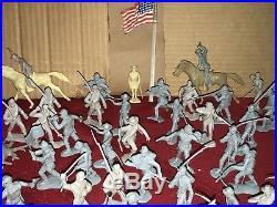 Vintage 1959 Marx Battle Of The Blue And Gray Play Set. Pre-Owned