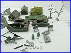 Vintage 1960's Marx Miniature Play Set BATTLE GROUND with Original Box NICE
