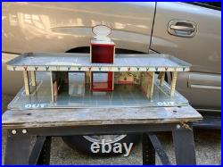 Vintage 1960's Marx Tin Litho Day & Nite Gas Service Station Center Lubritorium