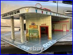 Vintage 1960's Marx Tin Litho Day & Nite Gas Service Station Center Lubritorium