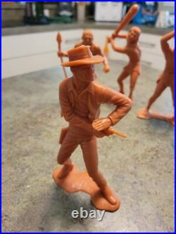 Vintage 1960s MARX TOYS USA 6 Plastic Soldiers Cavemen Cowboy 22pc Misc Lot