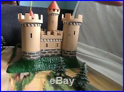 Vintage 1960s Marx Miniature Playset Knights & Castle with Box & Play Mat L@@K jf