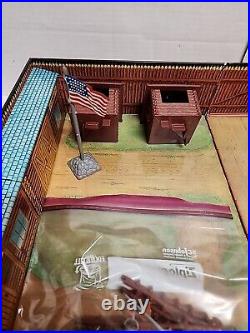 Vintage 1960s Marx Toys Fort Apache Carry All Playset 99% Complete Nice