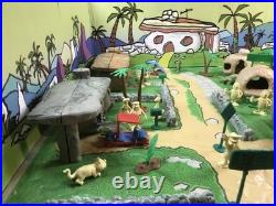 Vintage 1961 Flintstones Play Set No. 4762 + Background + 11 Standees
