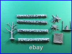 Vintage 1961 Flintstones Play Set No. 4762 + Background + 11 Standees