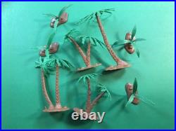 Vintage 1961 Flintstones Play Set No. 4762 + Background + 11 Standees