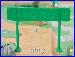 Vintage 1961 MARX The Flintstones Play Set No 4672 w Box Near Complete Original