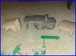 Vintage 1961 Marx Flintstones Bedrock Play Set 4672 PARTIAL SET