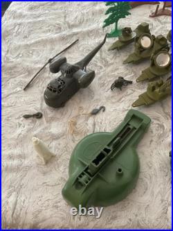 Vintage 1963 Marx Battleground Army Playset 4754 in Original Box. 110 Pieces