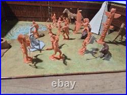 Vintage 1968 Marx Fort Apache Carry-All Playset 4685 Tin Litho Case Complete