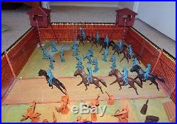 Vintage 1968 Marx Fort Apache Carry All Tin Playset With 50 + Pcs. Excellent