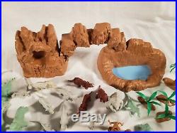 Vintage 1971 Marx Prehistoric Dinosaur Cavemen Play Set #3398 In Original Box