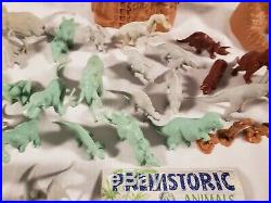 Vintage 1971 Marx Prehistoric Dinosaur Cavemen Play Set #3398 In Original Box
