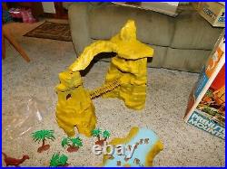 Vintage 1975 Marx Playset 3414 Prehistoric Mountain W / Original Box Rare