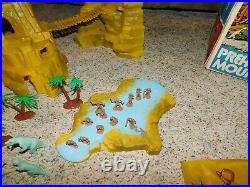 Vintage 1975 Marx Playset 3414 Prehistoric Mountain W / Original Box Rare