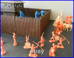 Vintage 1978 Marx 54mm Fort Apache playset 4202 plastic fort & toy soldiers box
